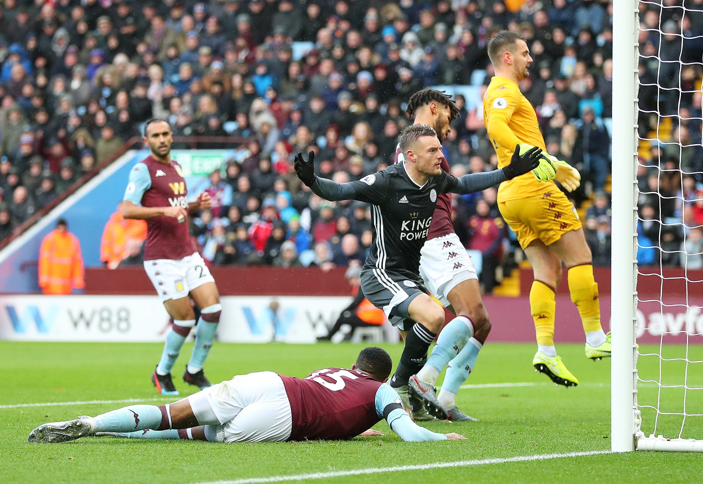 负还要看临 负还要看临