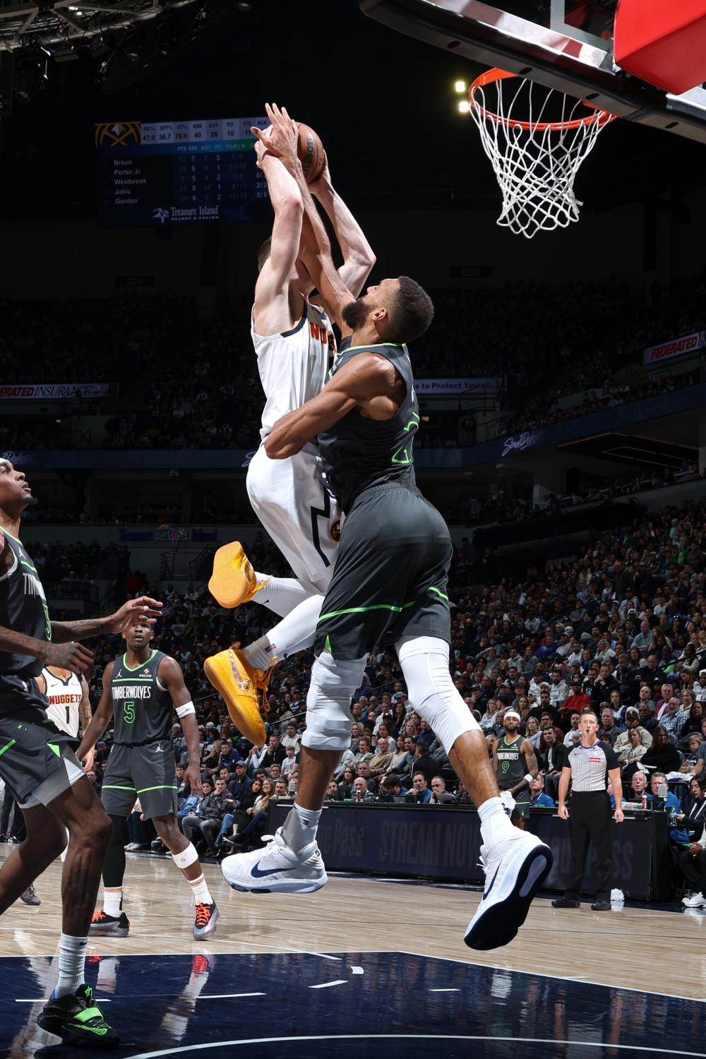 补了许多年 补了许多年