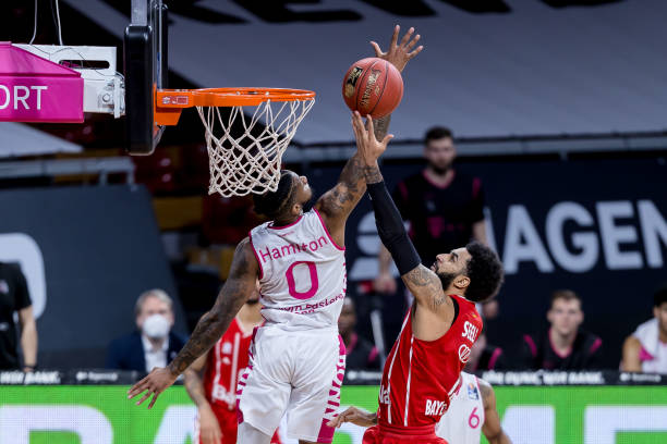 查尔斯的精 查尔斯的精