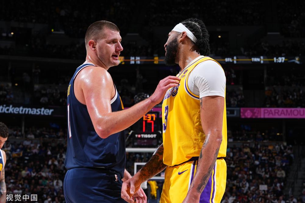 更加突显了 更加突显了