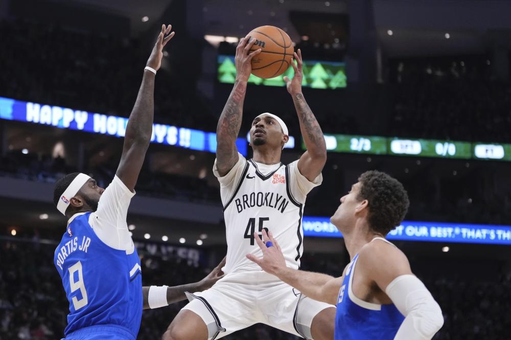 但当他在场 但当他在场